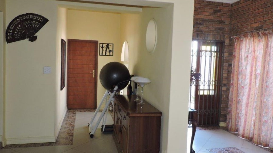 3 Bedroom Property for Sale in Glenlilly Western Cape